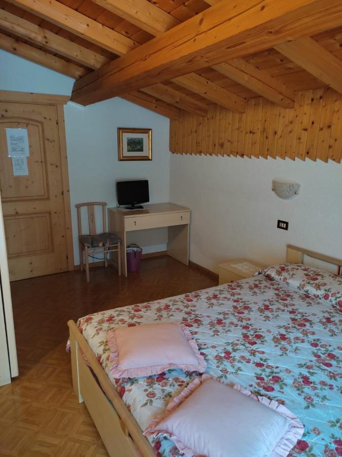 Affittacamere Pizzeria Marmolada Rocca Pietore Exteriér fotografie