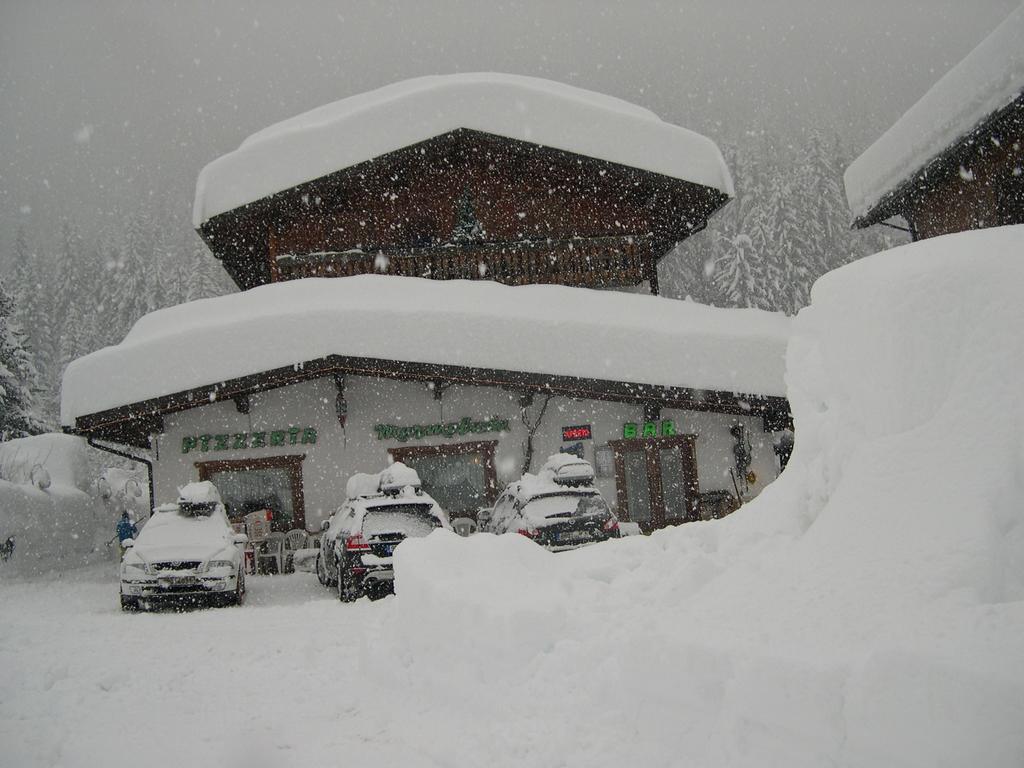 Affittacamere Pizzeria Marmolada Rocca Pietore Exteriér fotografie