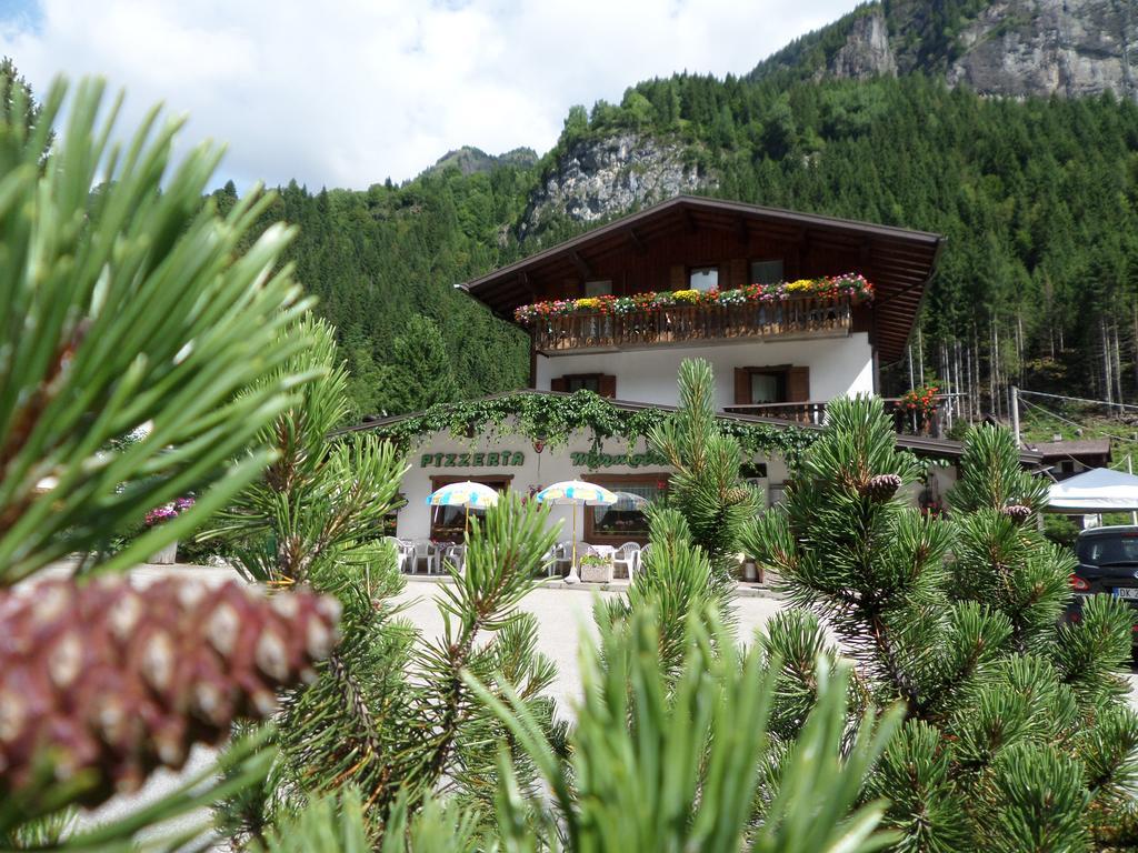 Affittacamere Pizzeria Marmolada Rocca Pietore Exteriér fotografie